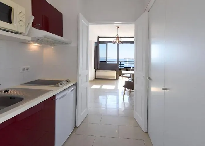 Beau Vue Sur Mer, Route Des Sanguinaires * אז'אקסיו