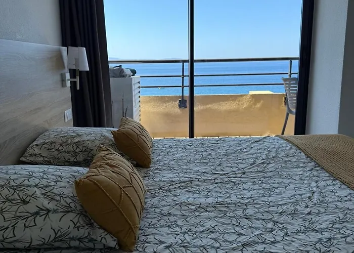 Beau Vue Sur Mer, Route Des Sanguinaires * Ajaccio (Corsica)